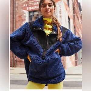 FREE PEOPLE MOVEMENT M  Fall to Rise blue woman oversized teddy jacket boho chic